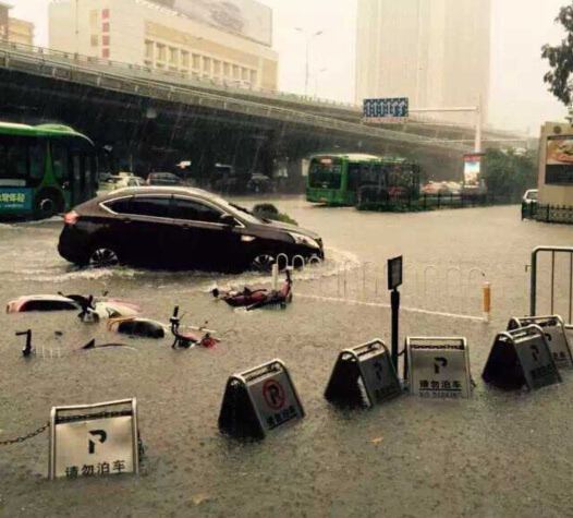 暴雨突袭武汉